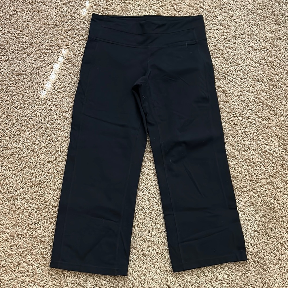 Athleta cropped pants